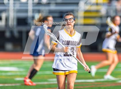 Thumbnail 1 in Huntington @ Commack photogallery.