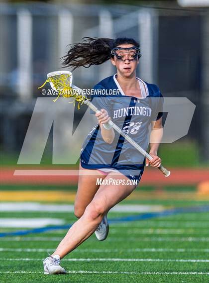 Thumbnail 2 in Huntington @ Commack photogallery.