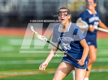 Thumbnail 2 in Huntington @ Commack photogallery.
