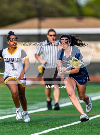 Thumbnail 2 in Huntington @ Commack photogallery.