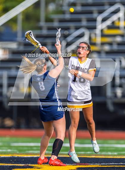 Thumbnail 1 in Huntington @ Commack photogallery.