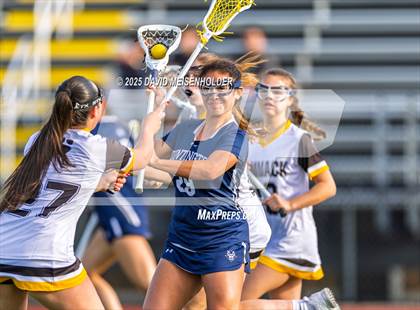 Thumbnail 3 in Huntington @ Commack photogallery.