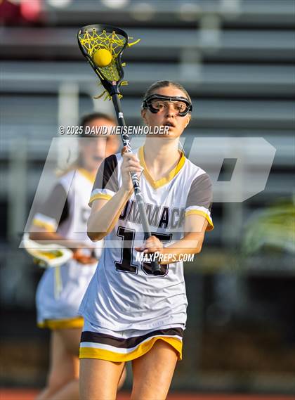 Thumbnail 3 in Huntington @ Commack photogallery.