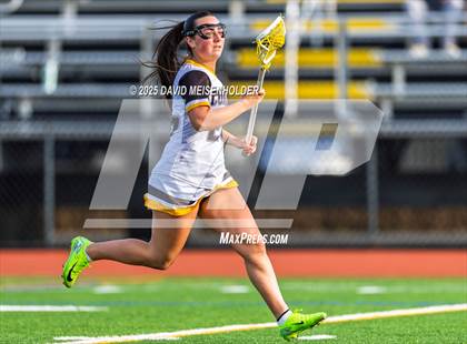 Thumbnail 3 in Huntington @ Commack photogallery.