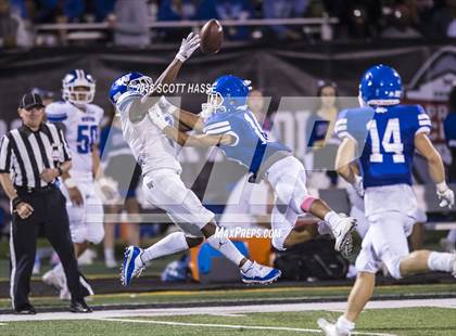 Thumbnail 3 in Walled Lake Western @ Catholic Central photogallery.