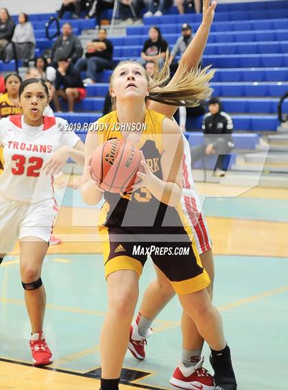 Thumbnail 3 in Deer Park vs South Houston (McDonald's Texas Invitational) photogallery.