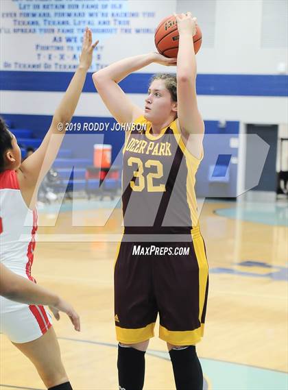 Thumbnail 2 in Deer Park vs South Houston (McDonald's Texas Invitational) photogallery.