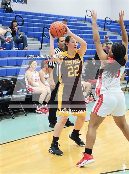 Thumbnail 2 in Deer Park vs South Houston (McDonald's Texas Invitational) photogallery.