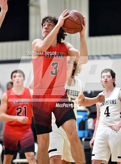 Thumbnail 2 in Gordon @ Strawn photogallery.