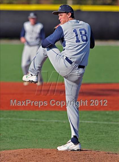 Thumbnail 1 in Gilman @ Calvert Hall photogallery.