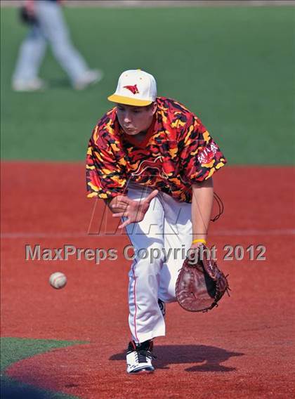 Thumbnail 2 in Gilman @ Calvert Hall photogallery.