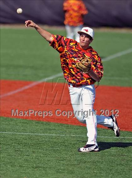 Thumbnail 2 in Gilman @ Calvert Hall photogallery.