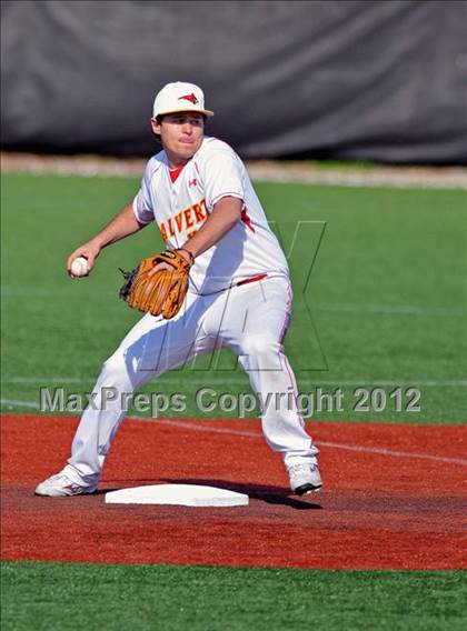 Thumbnail 2 in Gilman @ Calvert Hall photogallery.