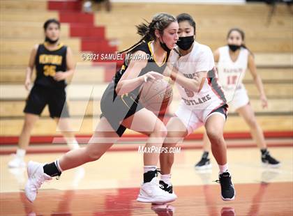 Thumbnail 3 in  Ventura @ Harvard-Westlake photogallery.