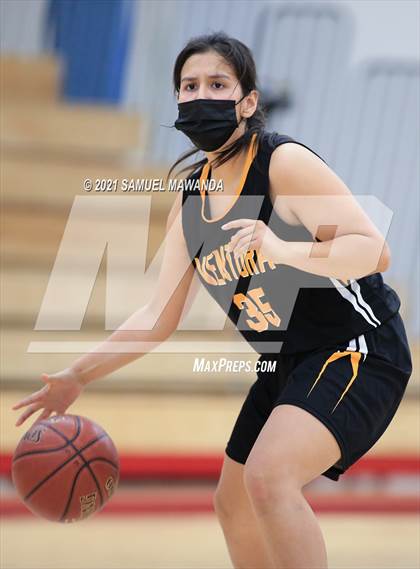 Thumbnail 2 in  Ventura @ Harvard-Westlake photogallery.