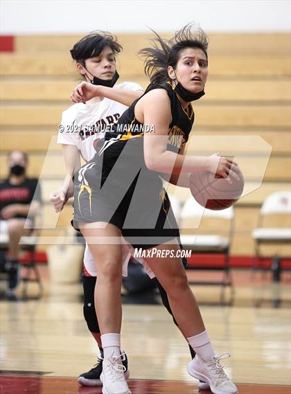 Thumbnail 2 in  Ventura @ Harvard-Westlake photogallery.