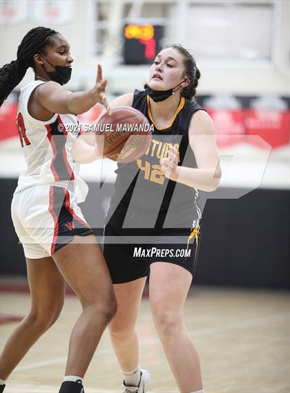 Thumbnail 1 in  Ventura @ Harvard-Westlake photogallery.