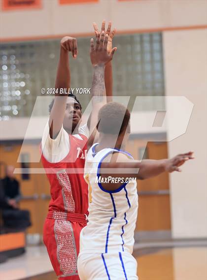 Thumbnail 3 in Terrell vs Chapel Hill photogallery.