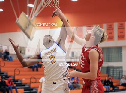 Thumbnail 3 in Terrell vs Chapel Hill photogallery.