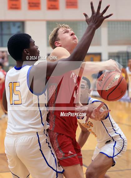 Thumbnail 1 in Terrell vs Chapel Hill photogallery.