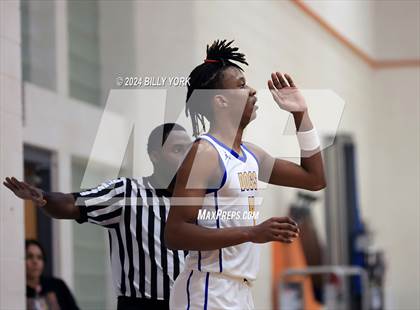 Thumbnail 2 in Terrell vs Chapel Hill photogallery.