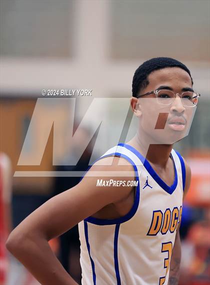 Thumbnail 1 in Terrell vs Chapel Hill photogallery.