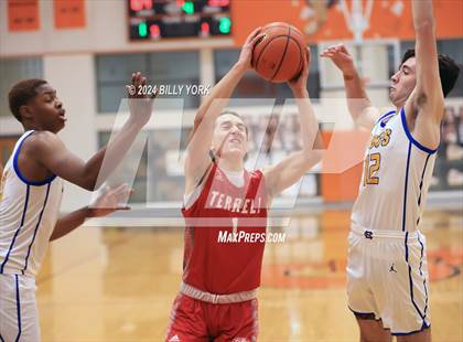 Thumbnail 1 in Terrell vs Chapel Hill photogallery.