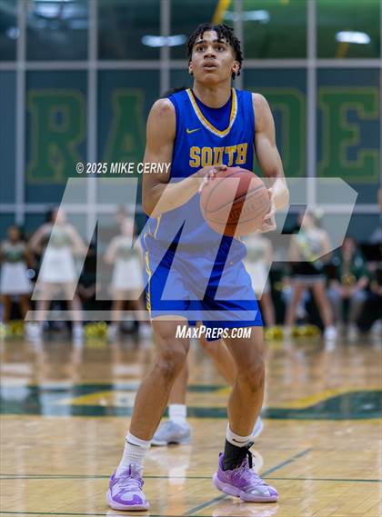 Thumbnail 2 in Olathe South @ Shawnee Mission South photogallery.