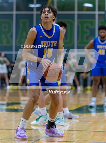 Thumbnail 3 in Olathe South @ Shawnee Mission South photogallery.