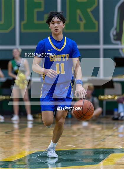 Thumbnail 2 in Olathe South @ Shawnee Mission South photogallery.