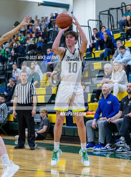 Thumbnail 1 in Olathe South @ Shawnee Mission South photogallery.