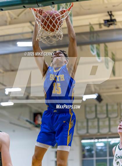 Thumbnail 2 in Olathe South @ Shawnee Mission South photogallery.