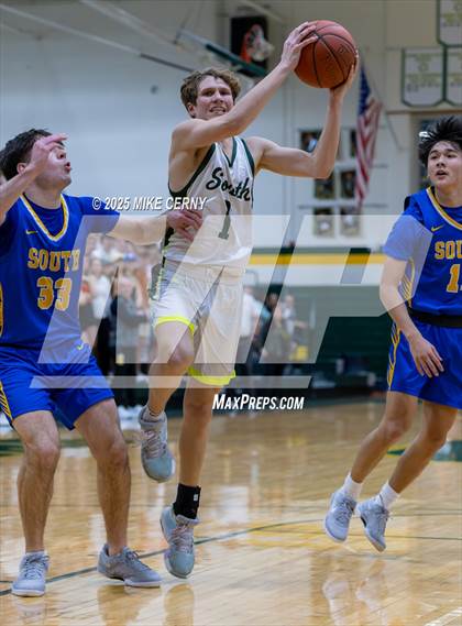 Thumbnail 1 in Olathe South @ Shawnee Mission South photogallery.