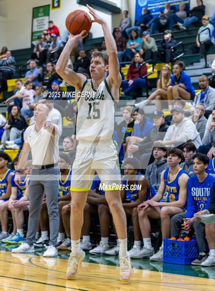 Thumbnail 1 in Olathe South @ Shawnee Mission South photogallery.