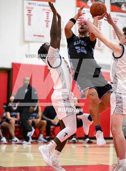 Thumbnail 2 in Marcus Whitman vs Bishop Kearney photogallery.