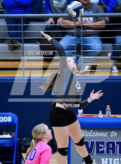Thumbnail 2 in Crawford vs. Windthorst (UIL 2A Regional Semifinals) photogallery.