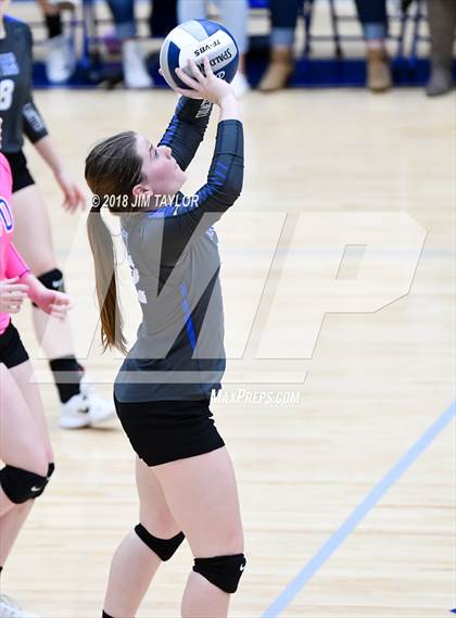 Thumbnail 3 in Crawford vs. Windthorst (UIL 2A Regional Semifinals) photogallery.
