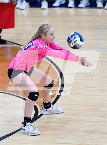 Thumbnail 1 in Crawford vs. Windthorst (UIL 2A Regional Semifinals) photogallery.