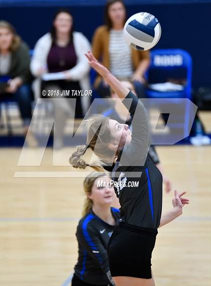 Thumbnail 1 in Crawford vs. Windthorst (UIL 2A Regional Semifinals) photogallery.
