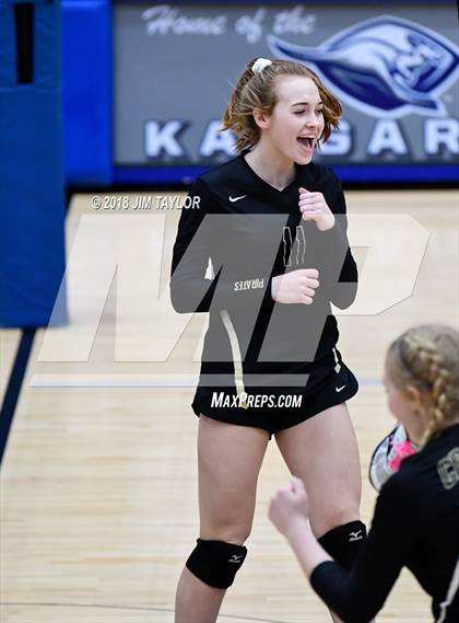 Thumbnail 3 in Crawford vs. Windthorst (UIL 2A Regional Semifinals) photogallery.