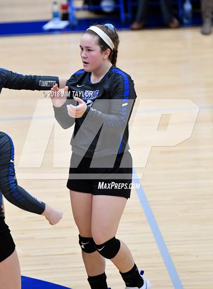 Thumbnail 2 in Crawford vs. Windthorst (UIL 2A Regional Semifinals) photogallery.