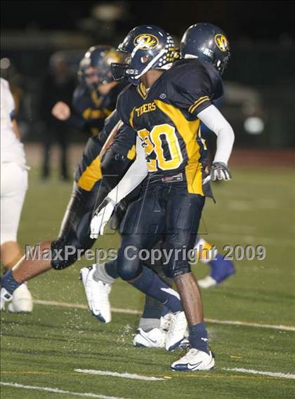 Thumbnail 2 in Inderkum vs. Del Campo (CIF SJS D3 Final) photogallery.