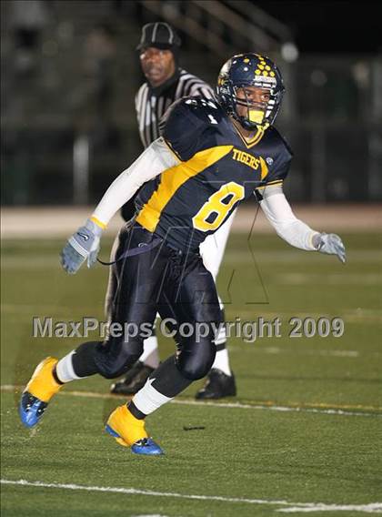 Thumbnail 3 in Inderkum vs. Del Campo (CIF SJS D3 Final) photogallery.