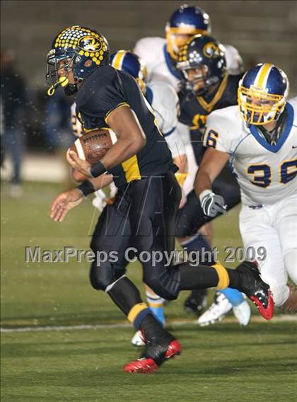 Thumbnail 2 in Inderkum vs. Del Campo (CIF SJS D3 Final) photogallery.