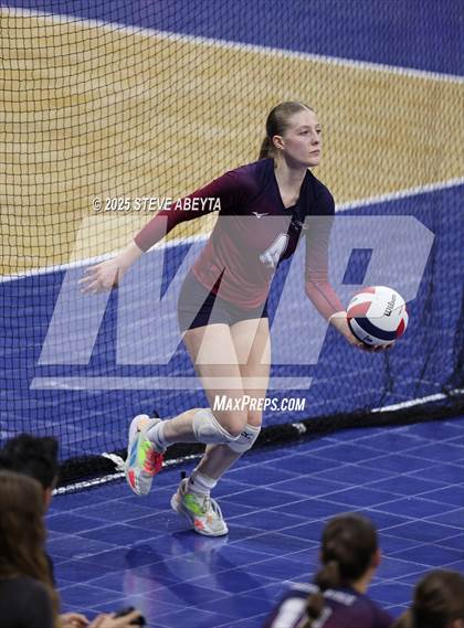 Thumbnail 3 in Ralston Valley vs. Dakota Ridge (CHSAA 5A First Round) photogallery.