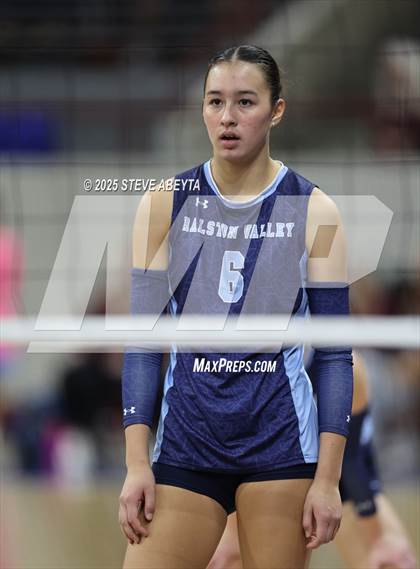 Thumbnail 1 in Ralston Valley vs. Dakota Ridge (CHSAA 5A First Round) photogallery.