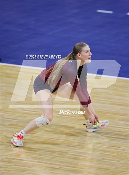 Thumbnail 2 in Ralston Valley vs. Dakota Ridge (CHSAA 5A First Round) photogallery.