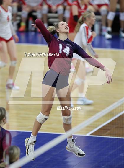 Thumbnail 3 in Ralston Valley vs. Dakota Ridge (CHSAA 5A First Round) photogallery.