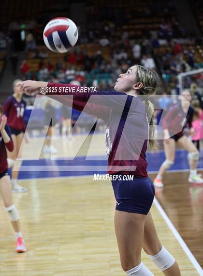 Thumbnail 2 in Ralston Valley vs. Dakota Ridge (CHSAA 5A First Round) photogallery.