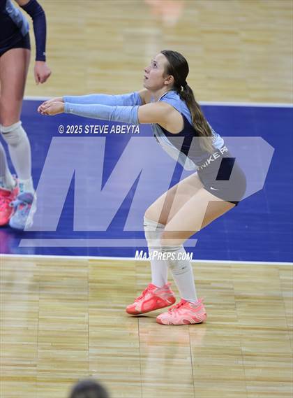 Thumbnail 3 in Ralston Valley vs. Dakota Ridge (CHSAA 5A First Round) photogallery.